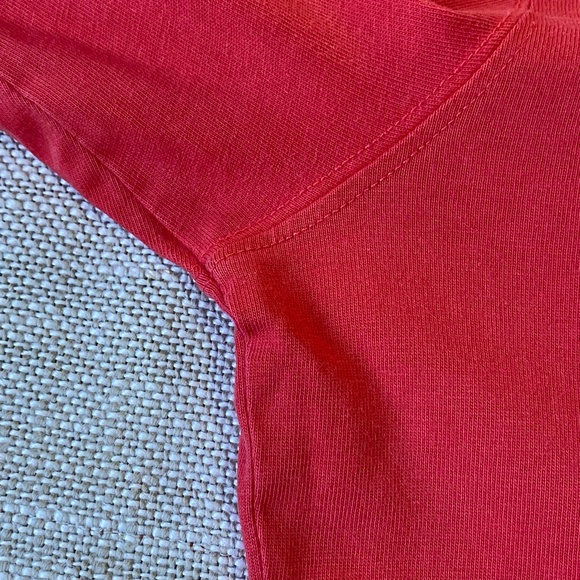 Life Is Good Red Cotton Peace Love Holiday Festive Long Sleeve T-Shirt-Sz-M - Picture 7 of 16